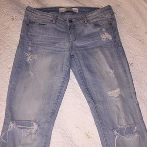 Ripped denim light wash